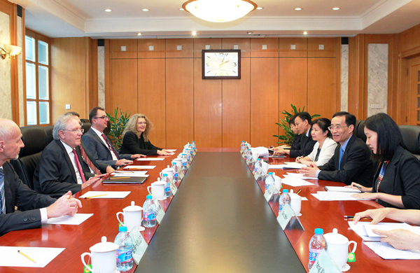 SIPO Deputy Commissioner Liao Tao Meeting with General IP Counsel of BMW Group Germany in Beijing